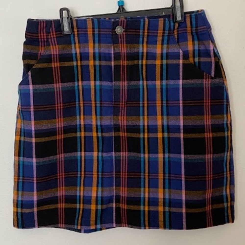 Hollister plaid skirt size small